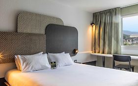 B&B Hotel Lourdes Centre Gare 3 Etoiles